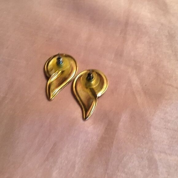 Goldtone 2 Shades of Blue Swirl Earrings - Picture 2 of 6